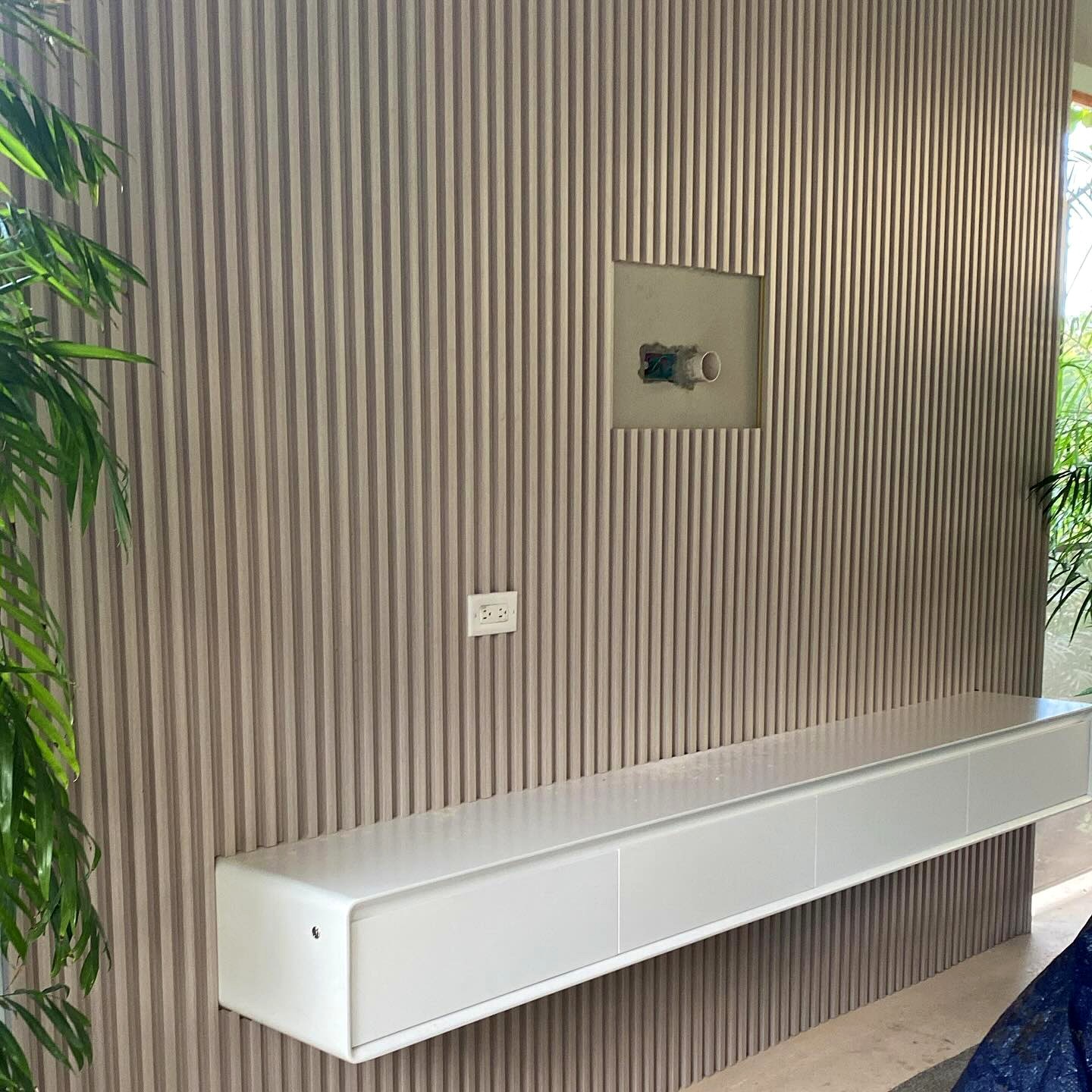 TV READY95 Floating Shelf with Fluted White Wash PVC insta
